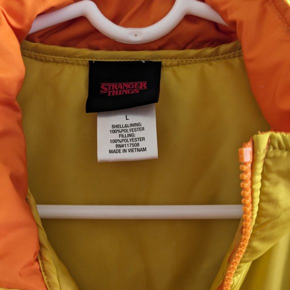 Stranger Things Retro puffer vest L - Picture 3 of 5